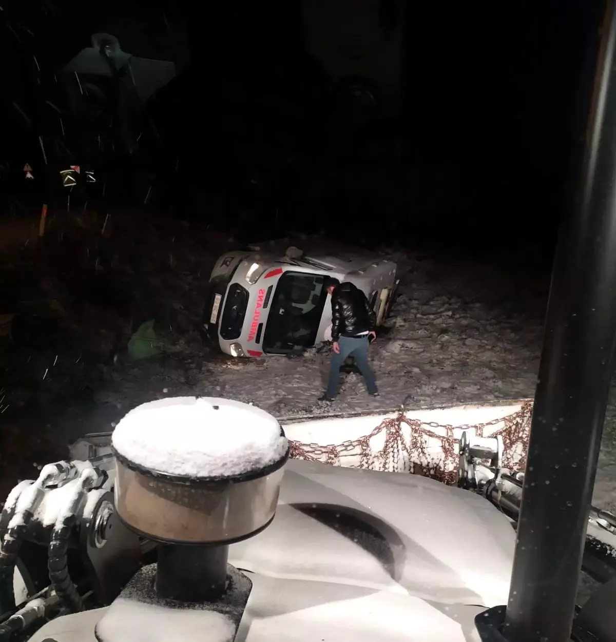 Tokat\'ta Ambulans Devrildi: Sürücü Yaralandı