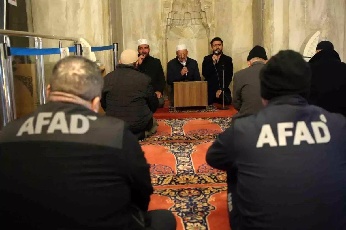Edirne\'de Deprem Şehitleri İçin Mevlid