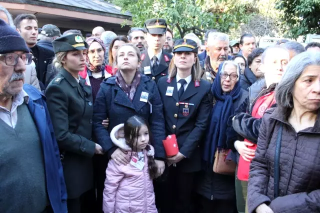 Evlilik yıl dönümünde şehit düştü, kızının doğum gününde toprağa verildi