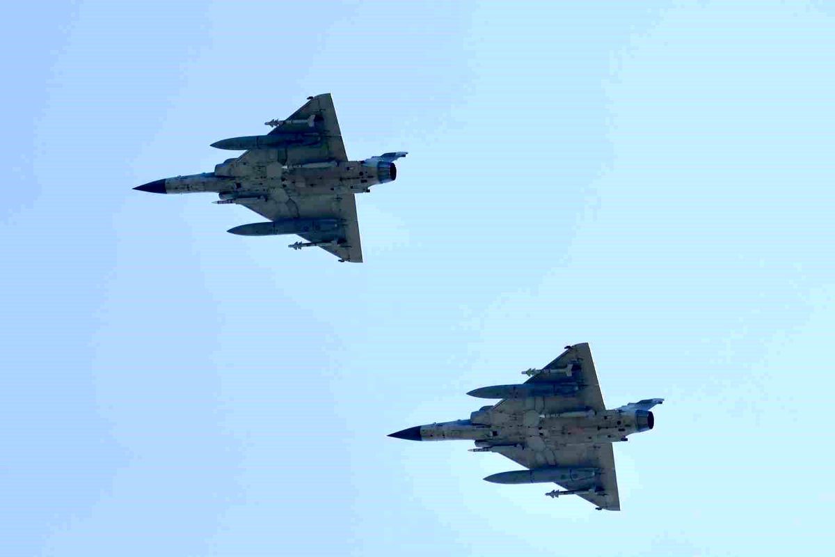Fransa, Ukrayna\'ya İlk Mirage 2000 Uçaklarını Teslim Etti
