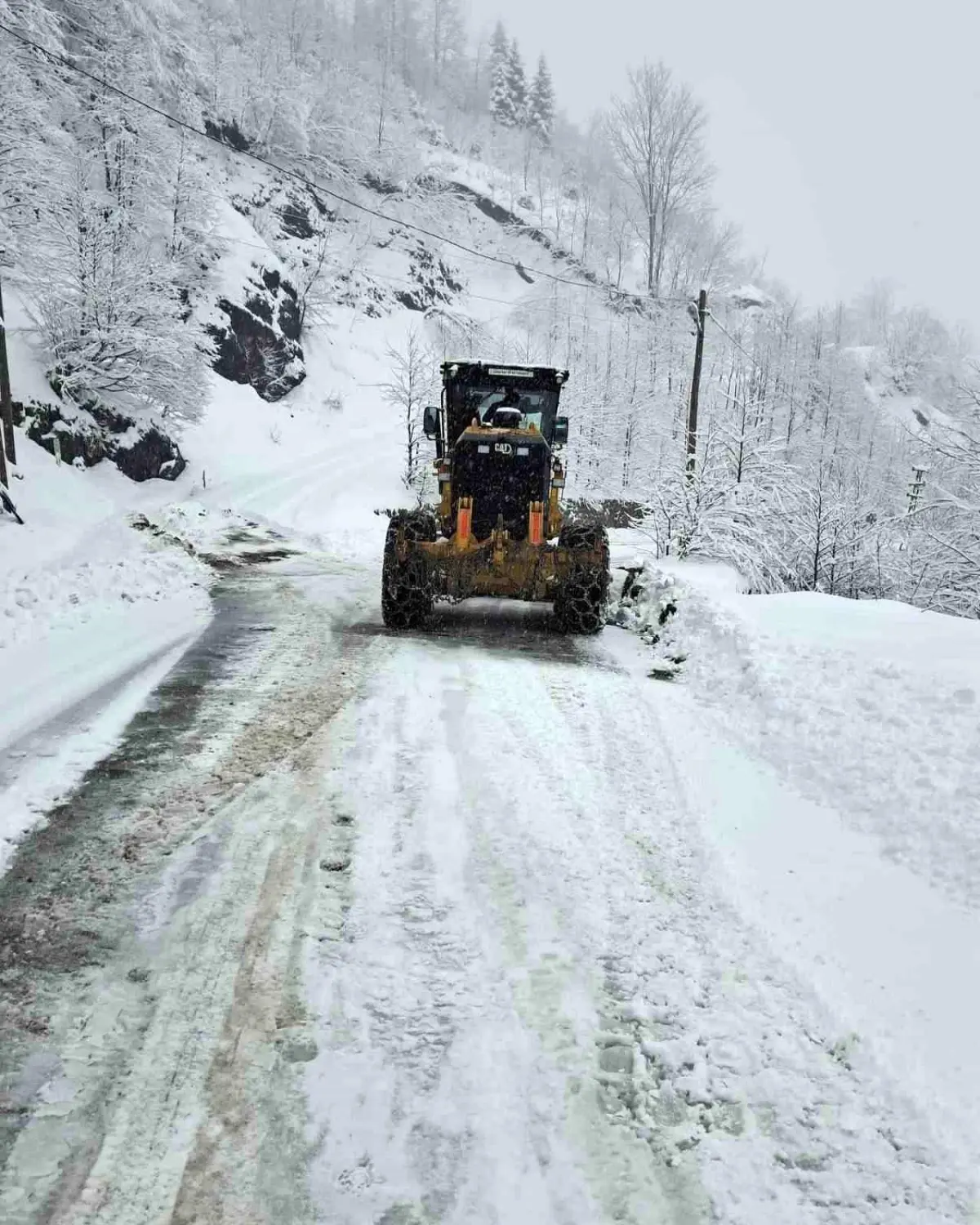 Giresun\'da 432 Köy Yolu Kapandı