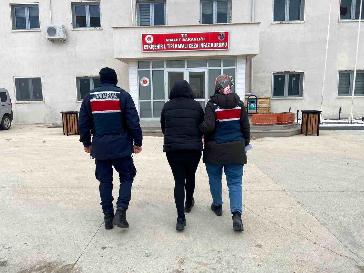 Hırsızlık suçundan 16 yıl hapis cezası alan şahıs yakalandı