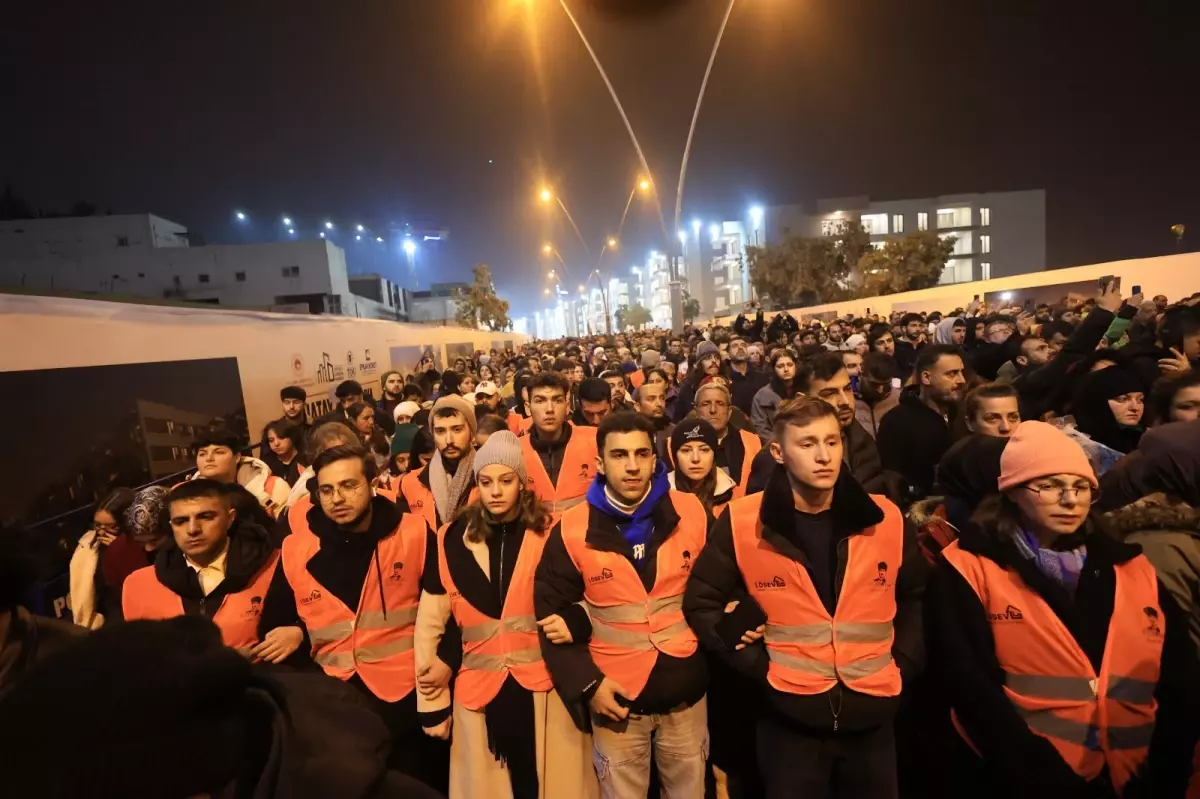 Hatay\'da 6 Şubat Depremleri Yıl Dönümünde Dayanışma Etkinliği