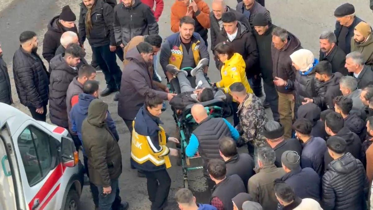 Kars\'ta Kavga: 1 Yaralı, 2 Şüpheli Gözaltında