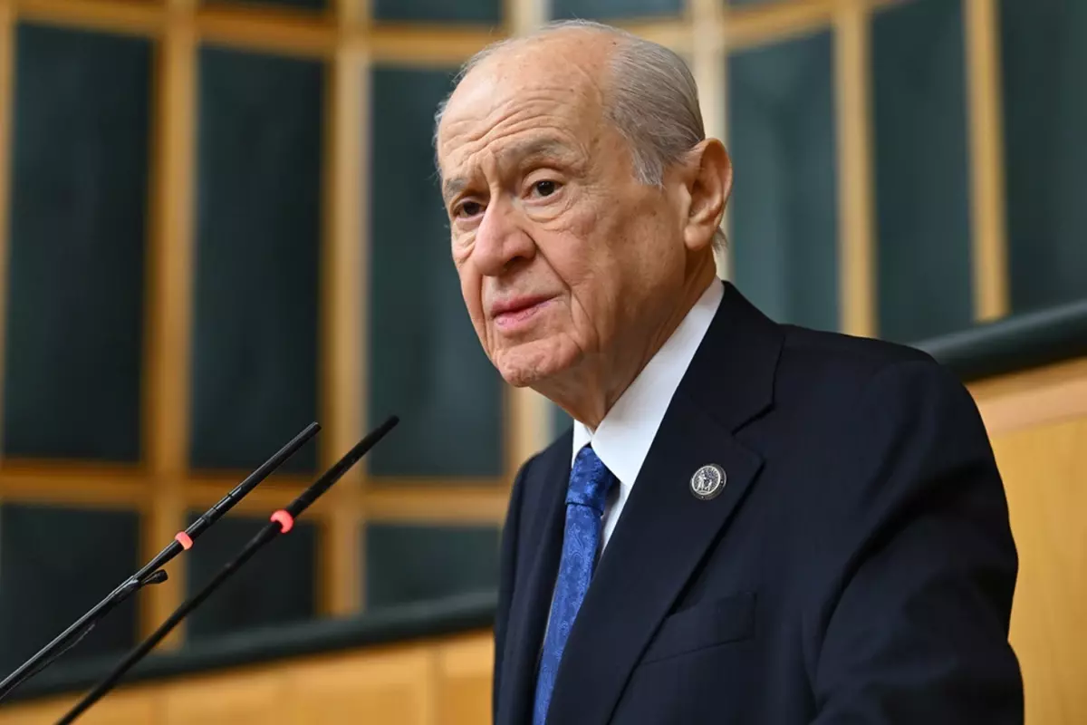 Bahçeli\'den 6 Şubat mesajı: Vicdansız güruha rağmen depremin izleri siliniyor