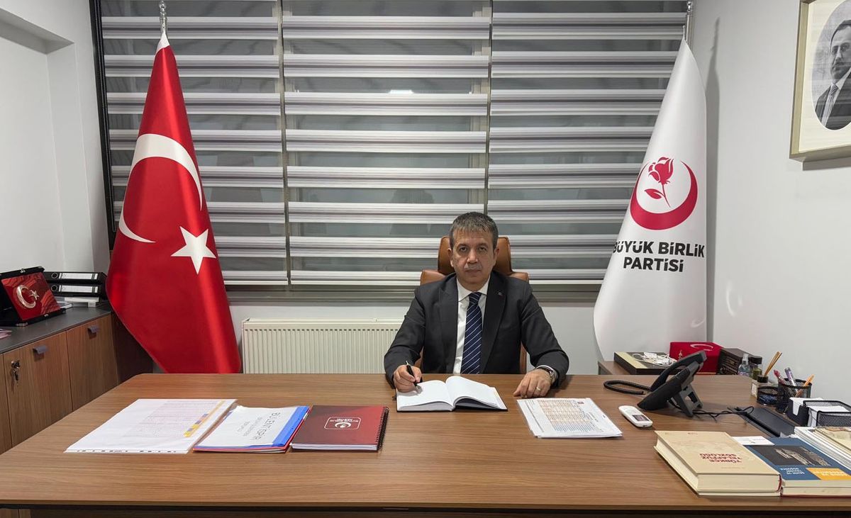 BBP Genel Başkan Yardımcısı İspir\'den Deprem Anması ve Gelecek İçin Çağrı