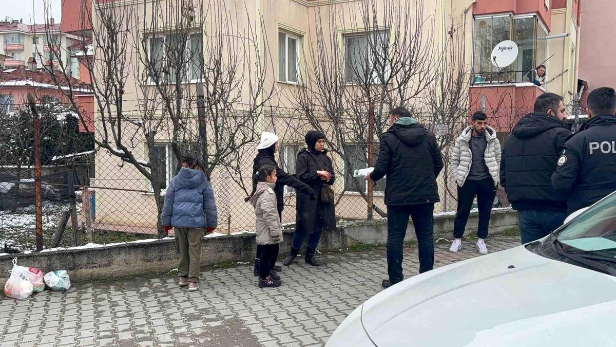 Bolu\'da Bıçaklı Tartışma: Eski Sevgili Yaralandı