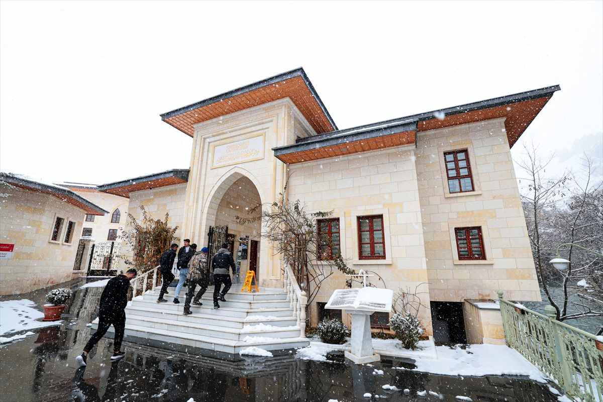 Malatya\'da Kar Yağışı Hayatı Etkiliyor
