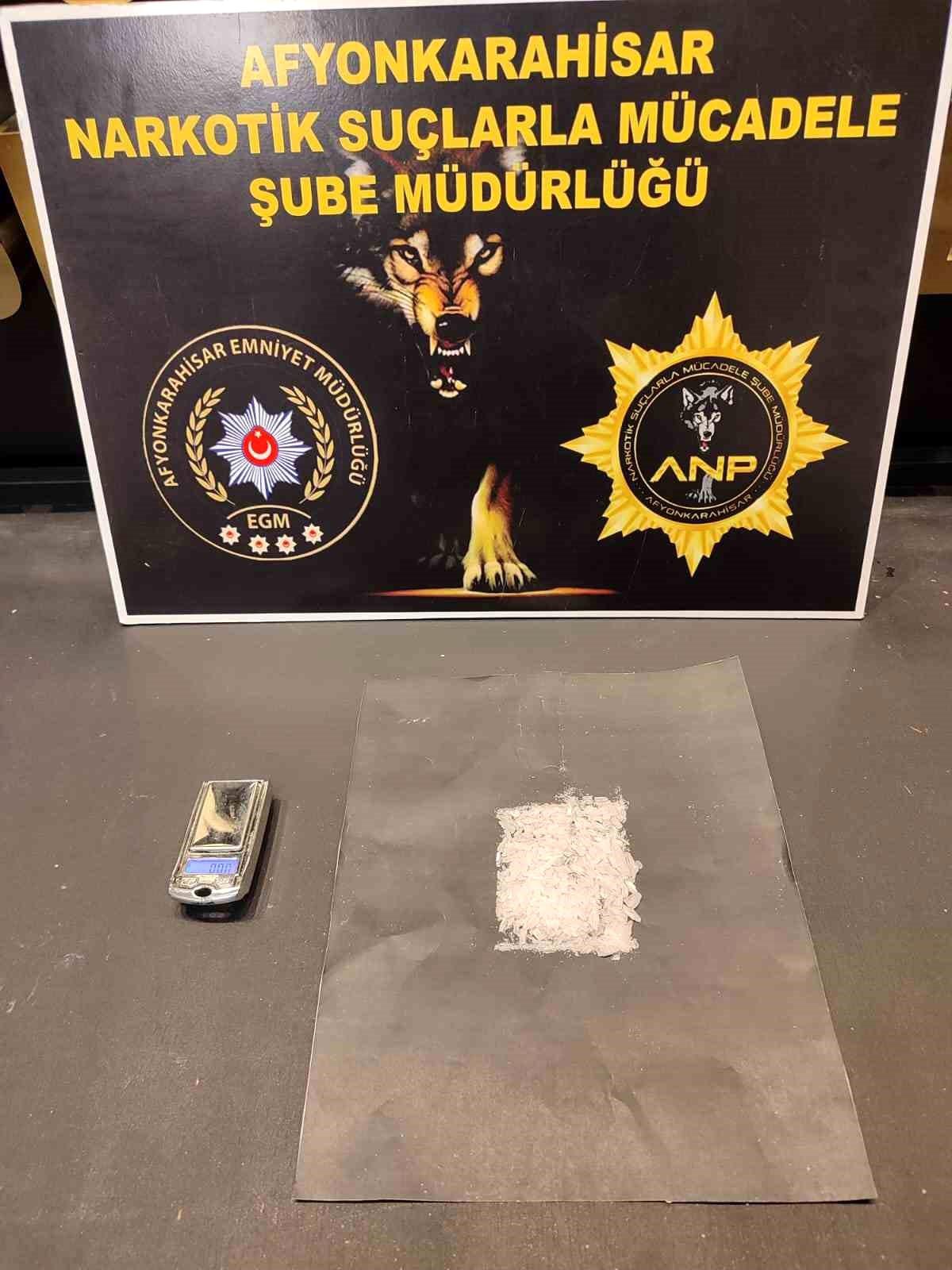 Uyuşturucu Satıcısı Afyonkarahisar\'da Yakalandı