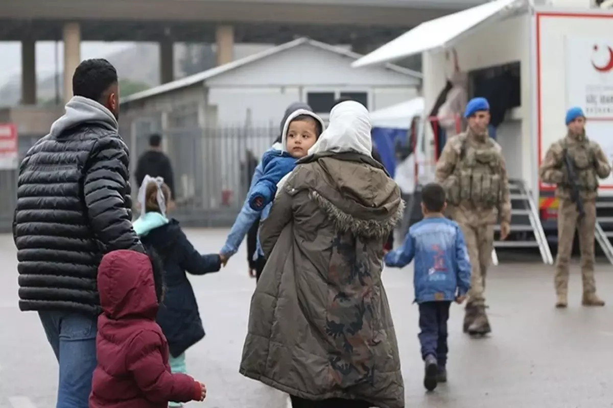 Ülkesine dönen Suriyeli sayısı belli oldu