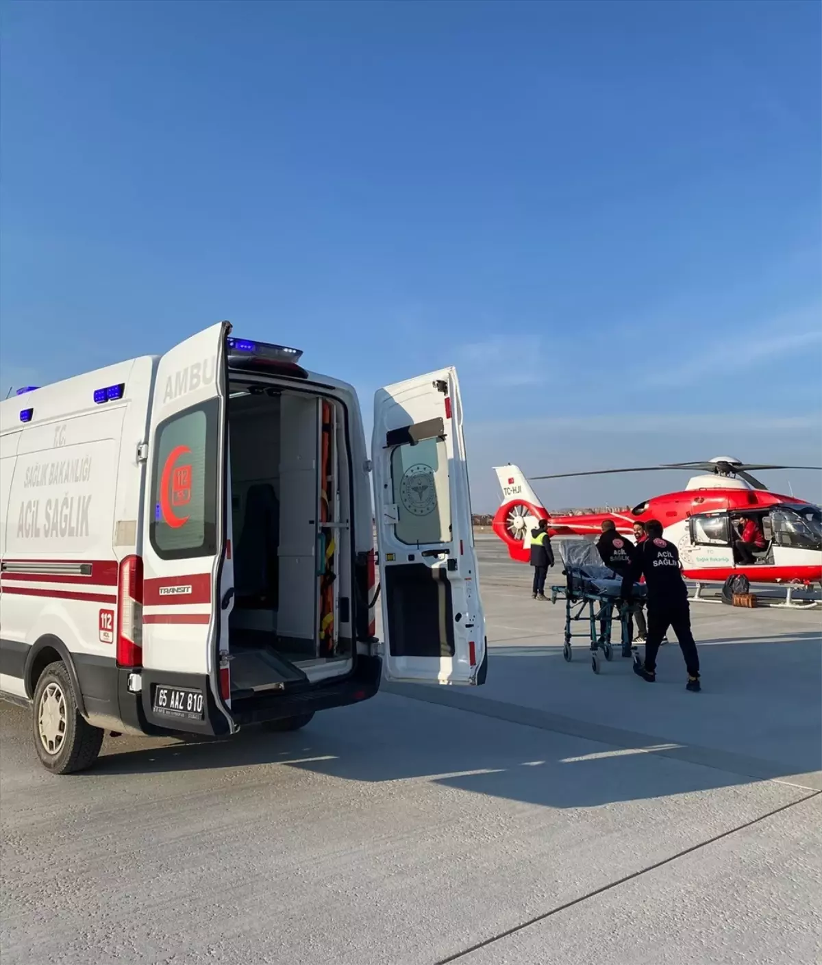 Hamile Kadın Ambulans Helikopterle Nakledildi