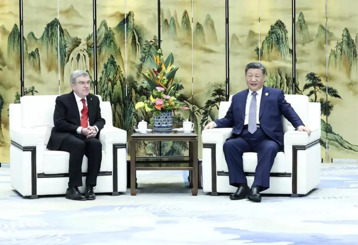 Xi Jinping, Bach ile Görüştü