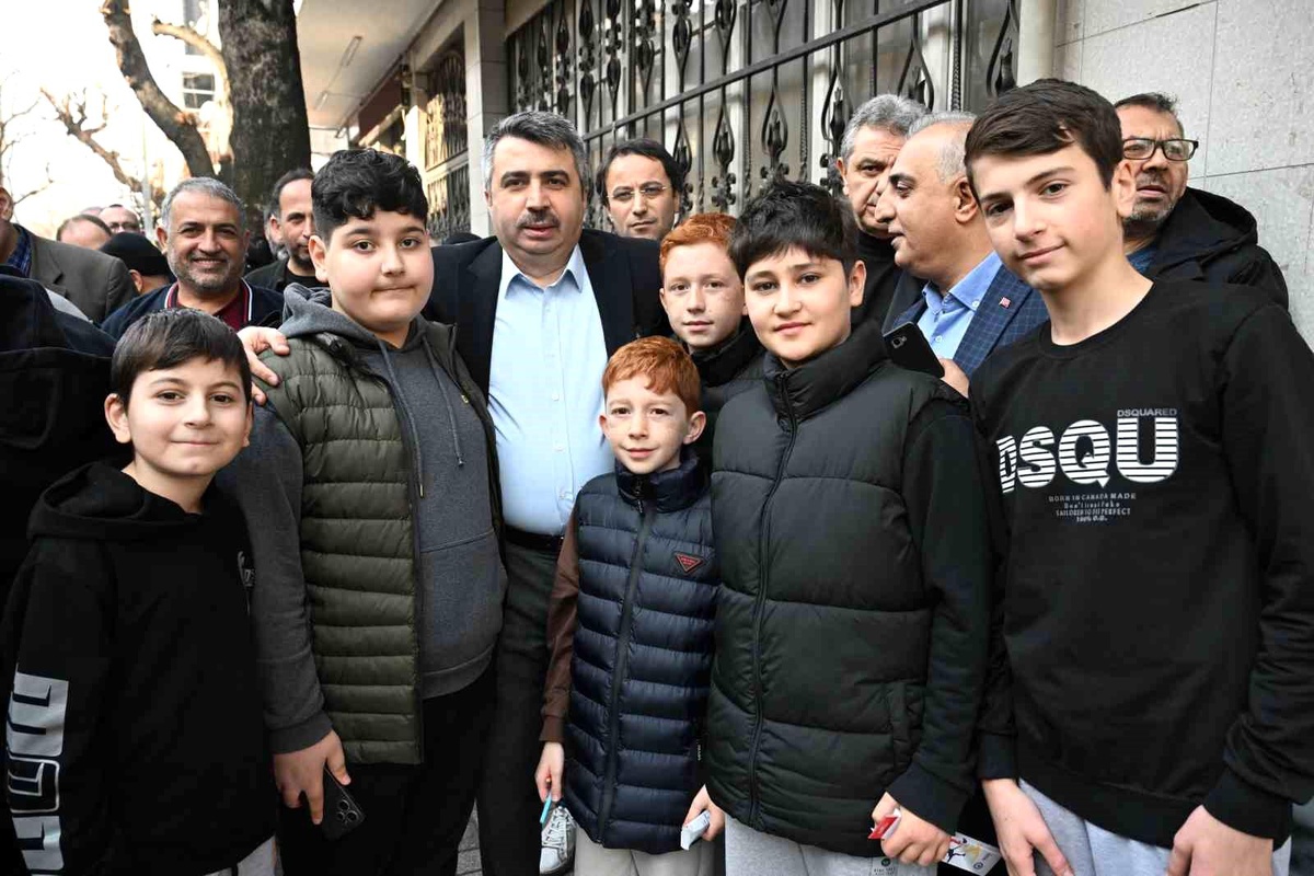 Yıldırım Belediye Başkanı Oktay Yılmaz, Mahalle Ziyaretlerine Devam Ediyor