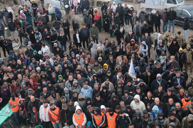 Bayırbucaklı Türkmenler, yıkımın yaşandığı köylerine kavuşmanın mutluluğunu yaşıyor