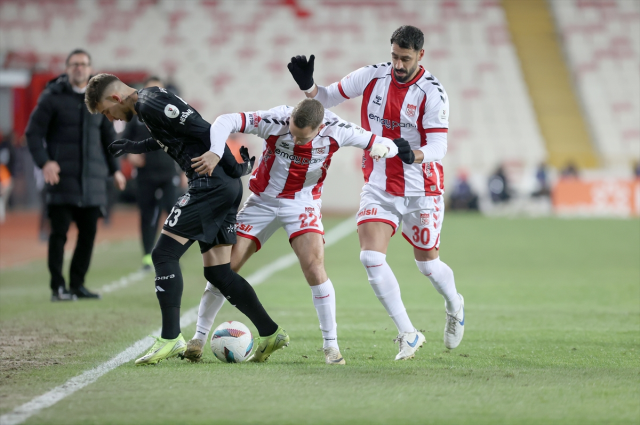 Beşiktaş, Sivasspor'u deplasmanda 2-0 yendi