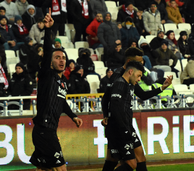 Beşiktaş, Sivasspor'u deplasmanda 2-0 yendi