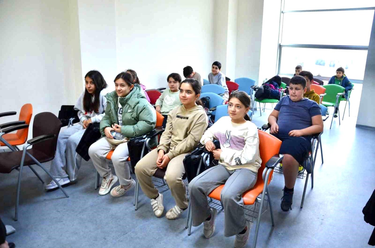 Gençlere Moral Ziyareti