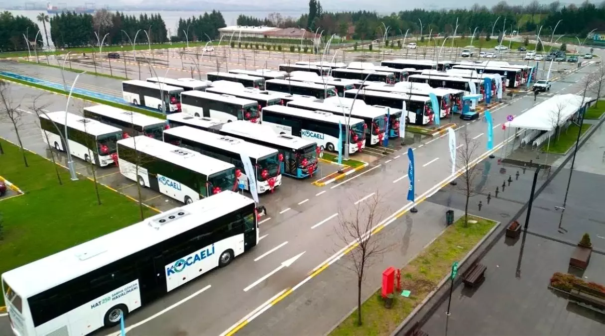 İzmit-Sabiha Gökçen Ulaşımına 27 Yeni Otobüs Eklendi