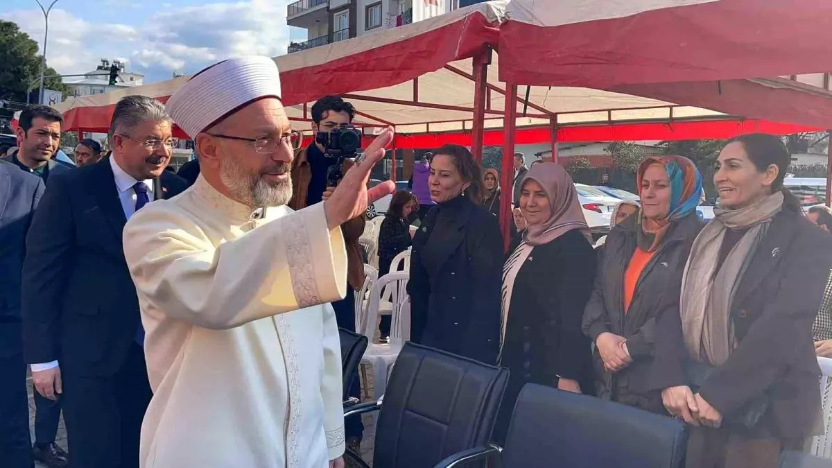 Erbaş, "Gençlik devletimizin en büyük hazinesi"