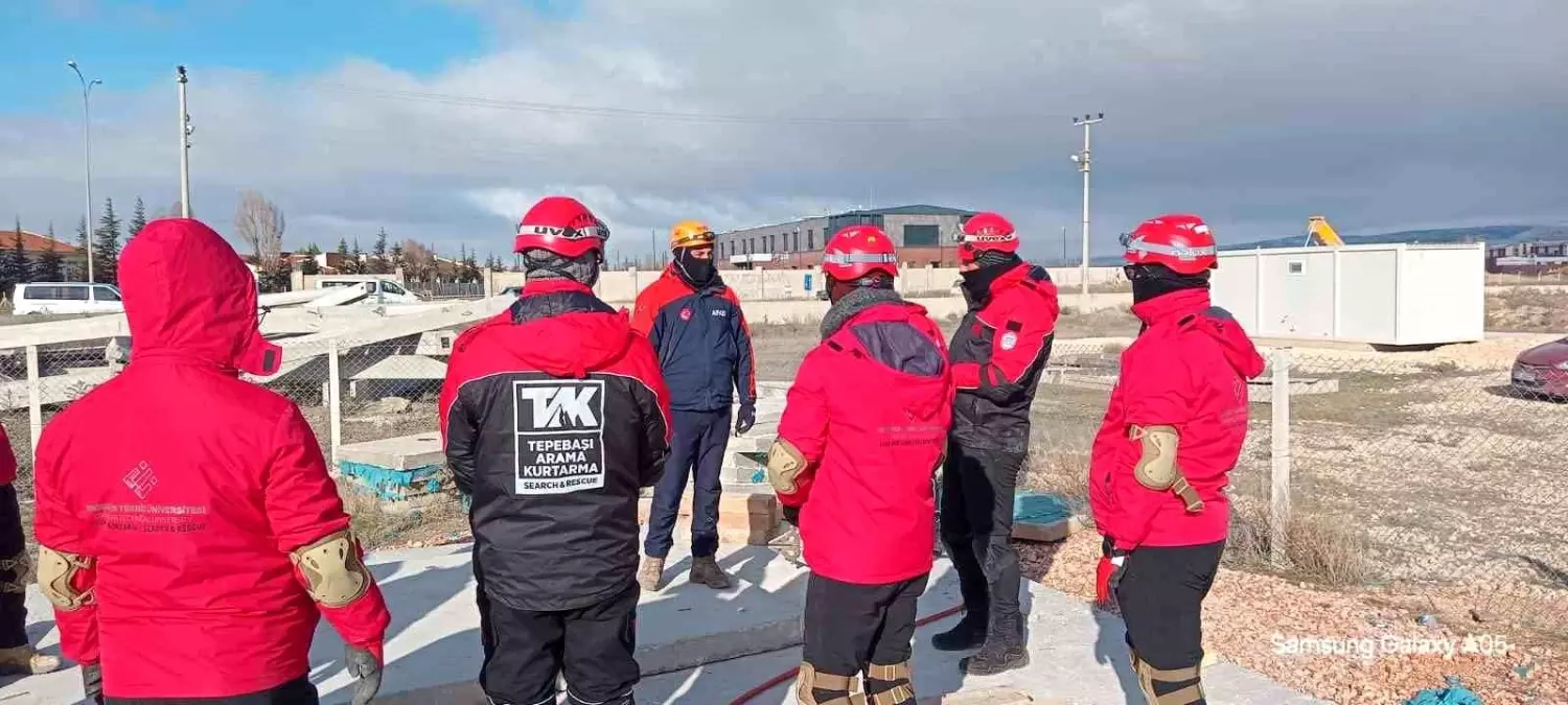 Eskişehir Teknik Üniversitesi ve Tepebaşı Belediyesi\'nden Arama Kurtarma Eğitimi