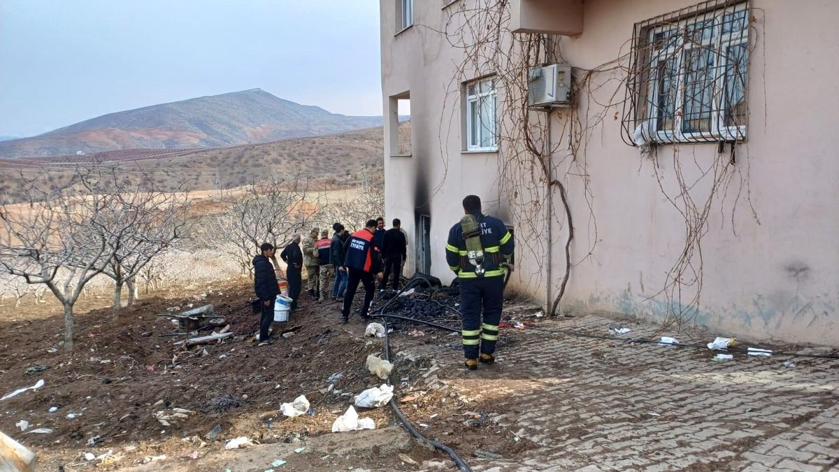 Siirt\'te Bodrum Katında Yangın