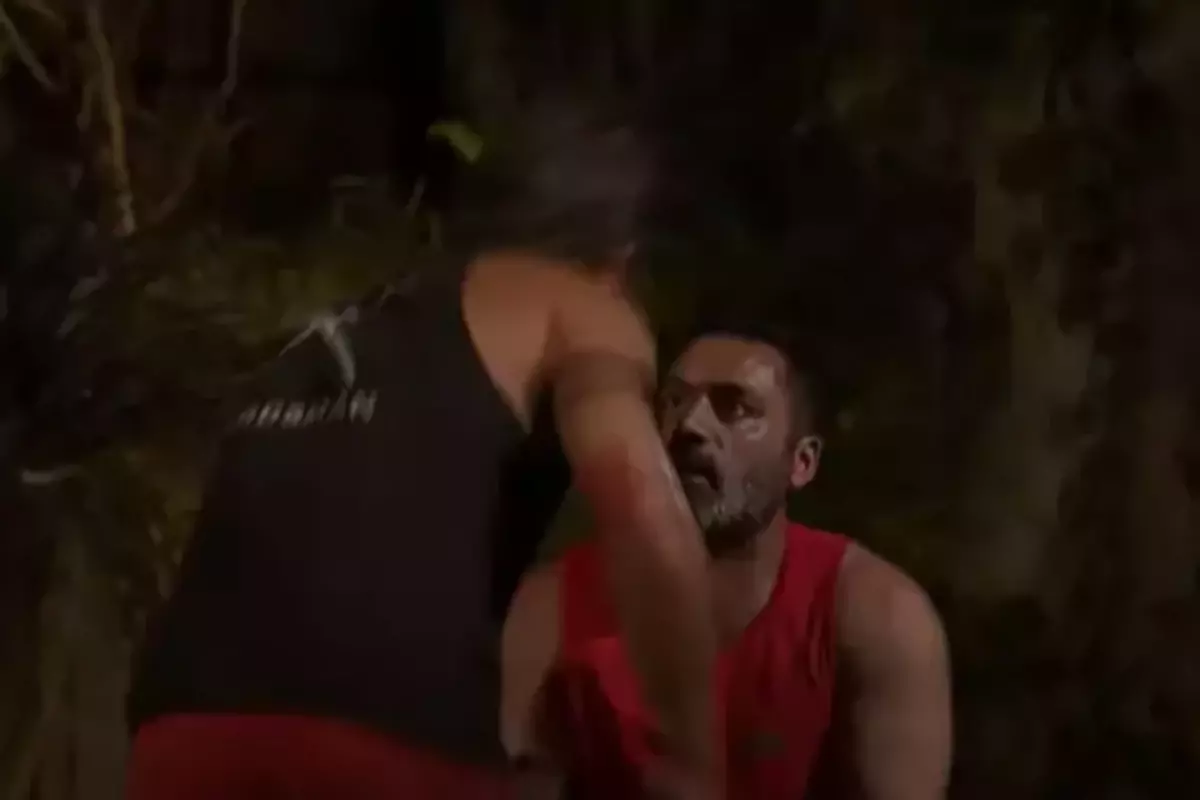 Survivor\'da kavga çıktı! Adem Kılıççı, Çılgın Sedat\'a saldırdı