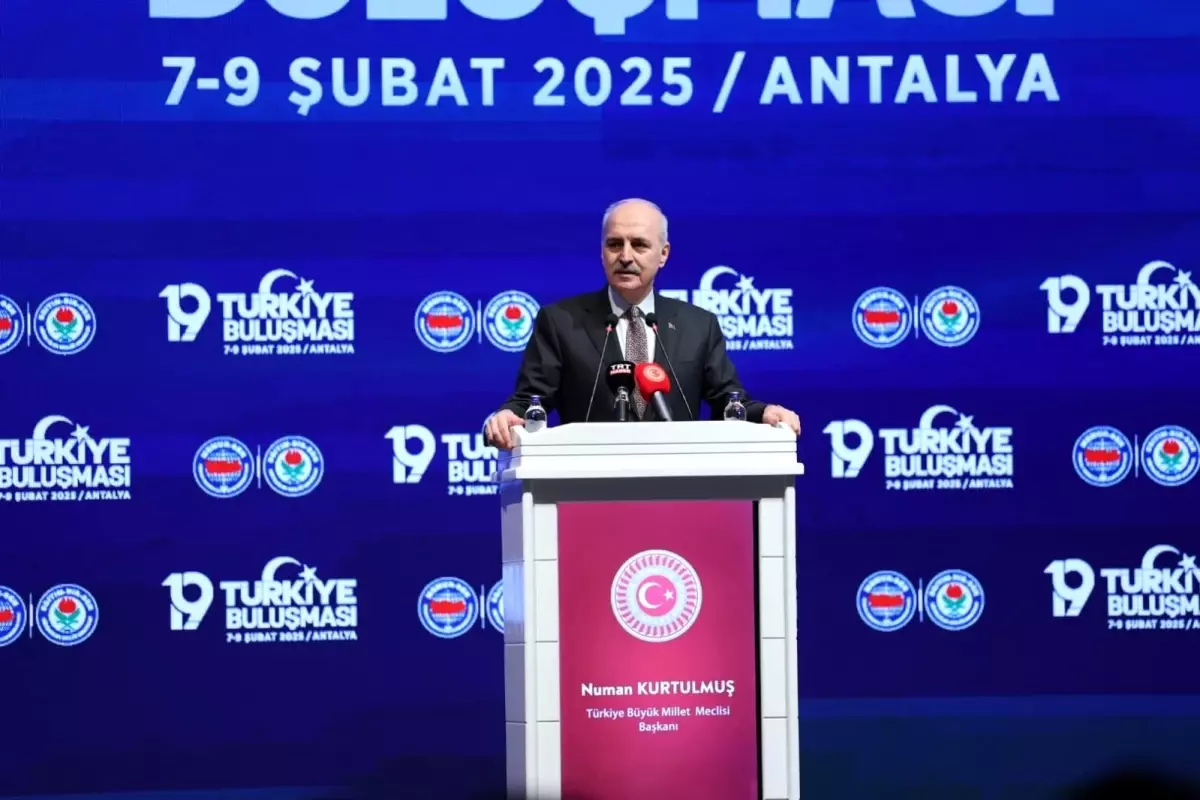 Kurtulmuş\'tan Gazze ve Suriye Mesajları