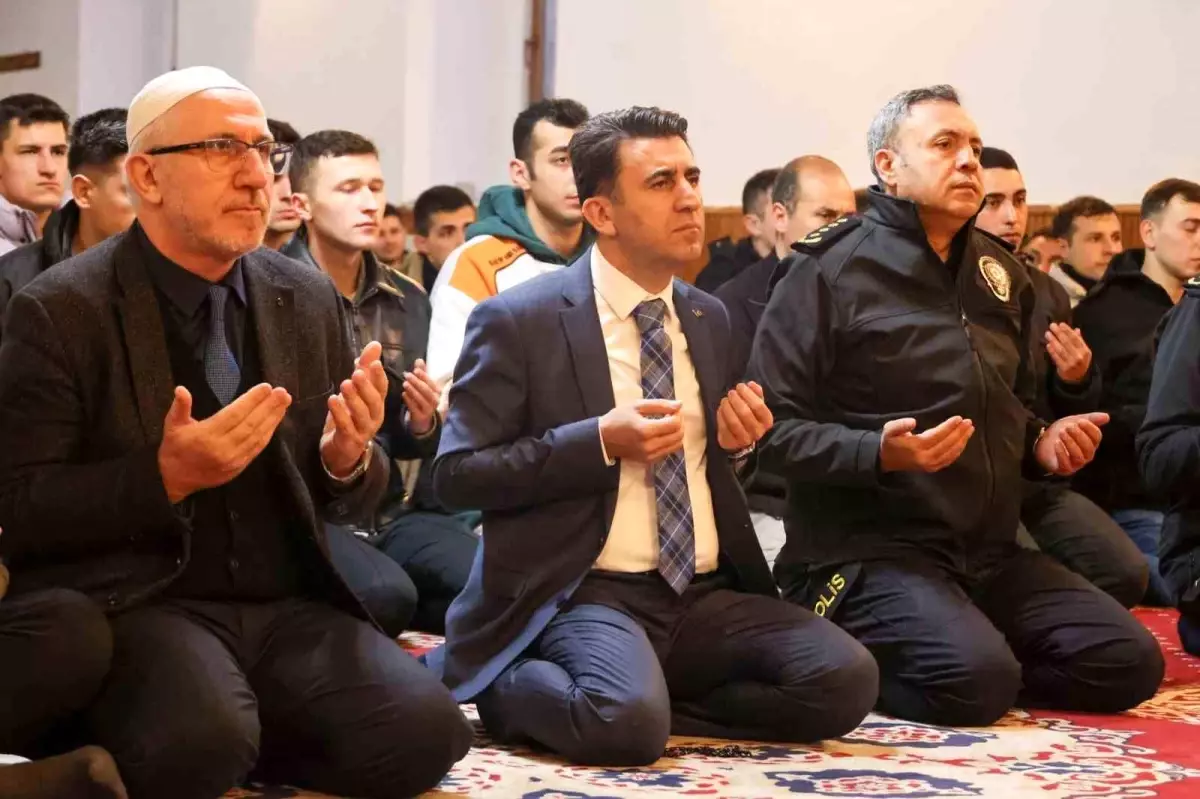 Bilecik\'te Depremde Hayatını Kaybedenler İçin Mevlid Düzenlendi