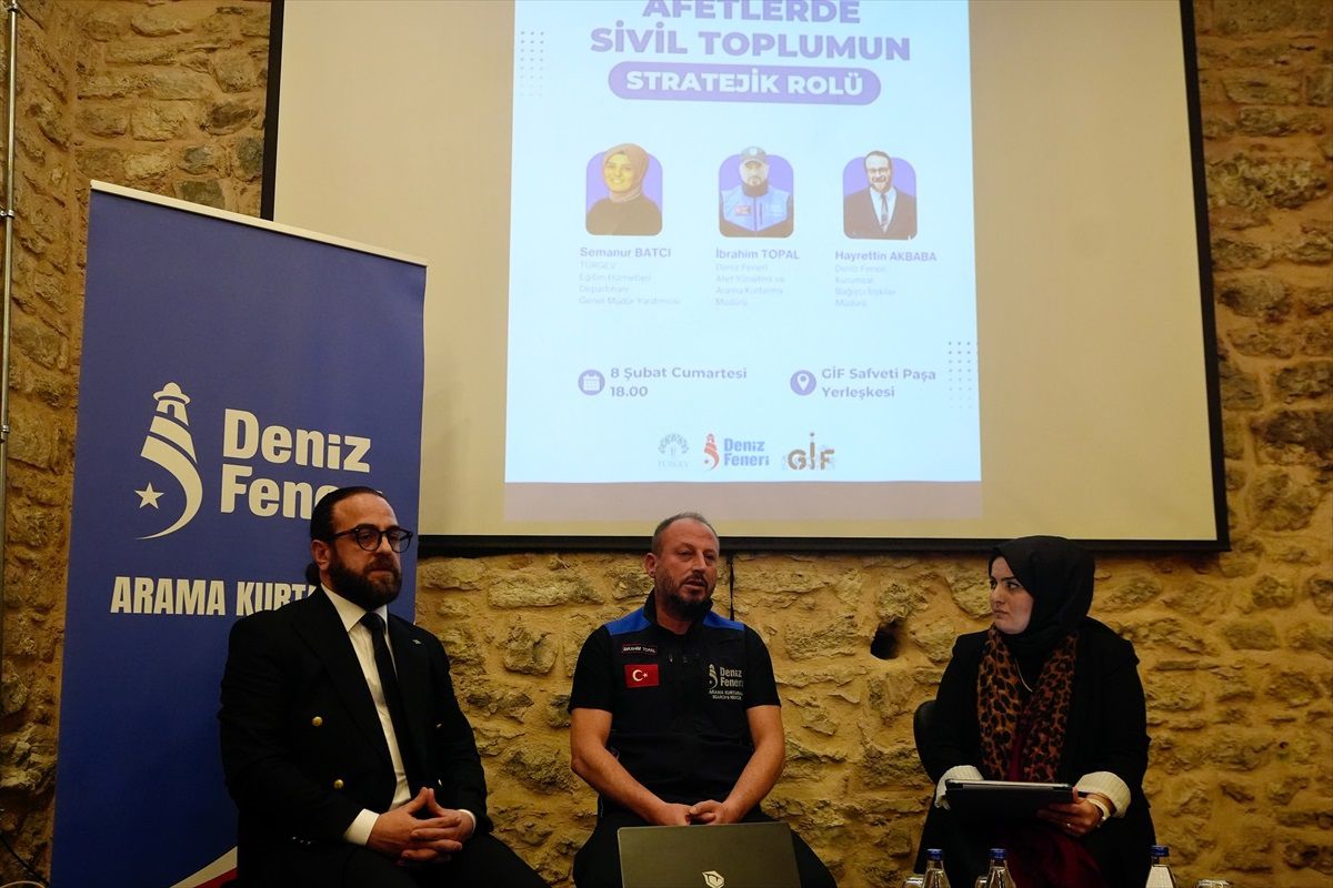 Afetlerde STK’ların Rolü Panelde Tartışıldı