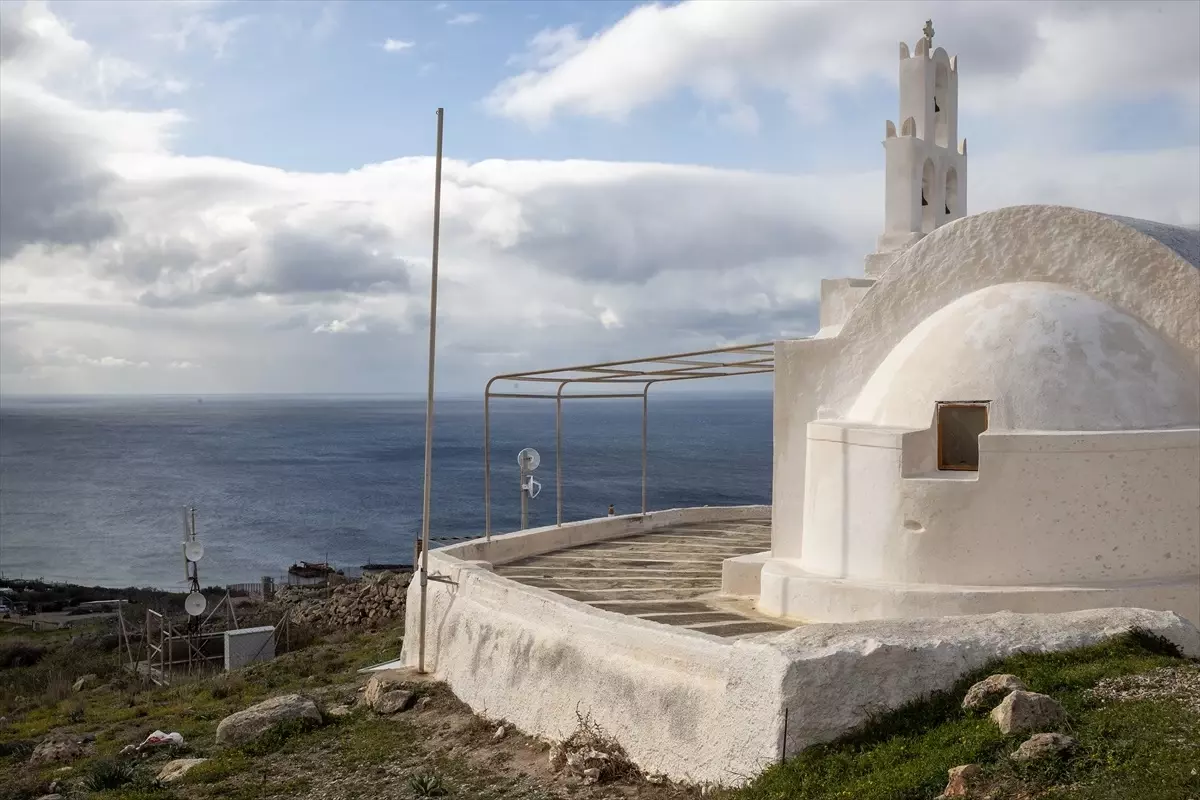 Santorini\'de Deprem Paniği!