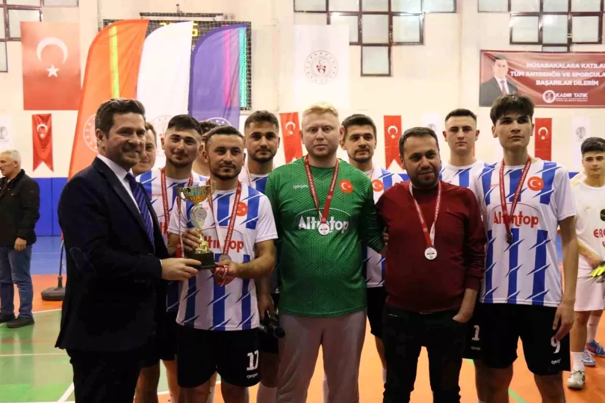 Denizli\'de Tavas Futsal Mahalleler Ligi Şampiyonu Belli Oldu