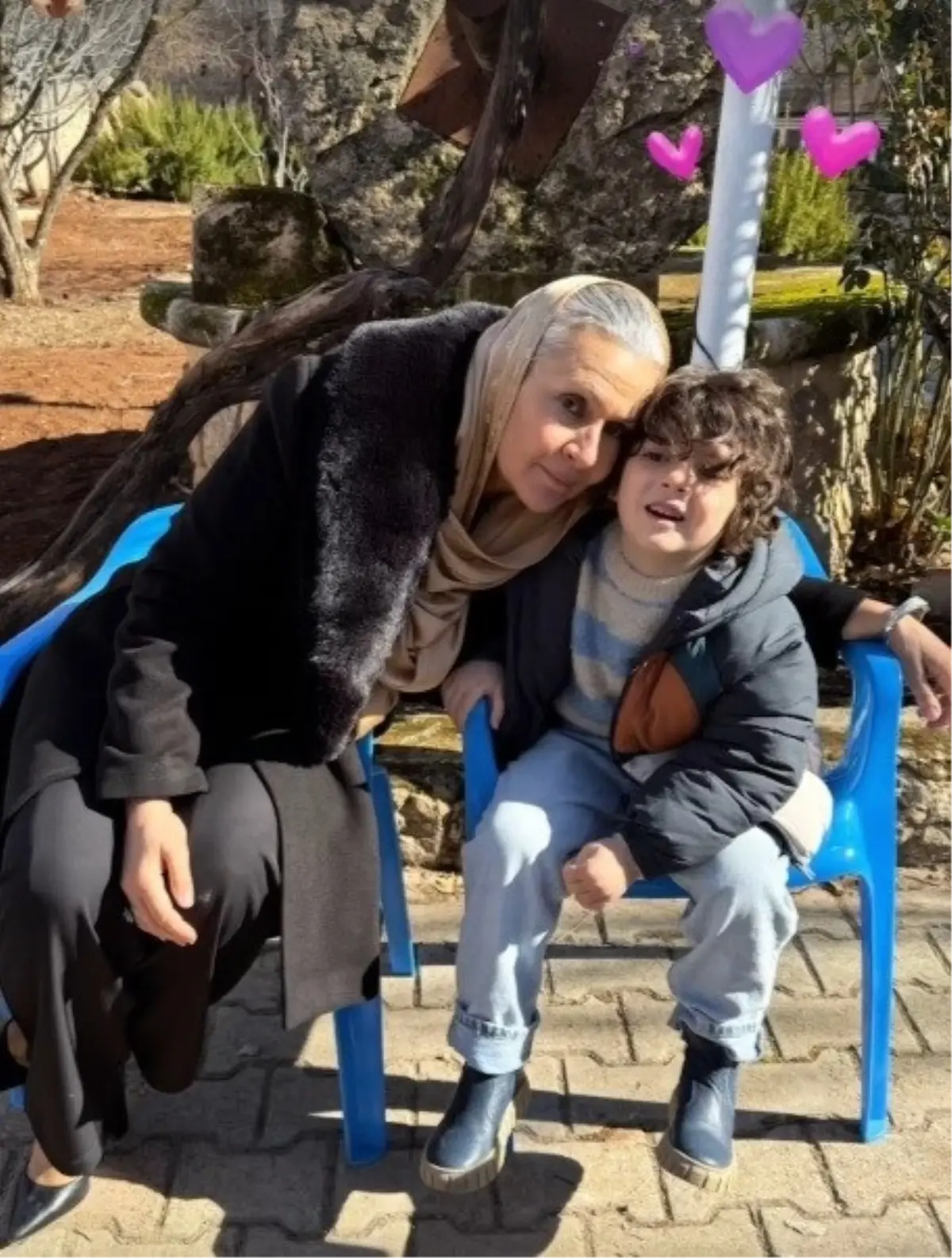 Küçük Yıldız Kuzey Gezer, Uzak Şehir ile Göz Dolduruyor