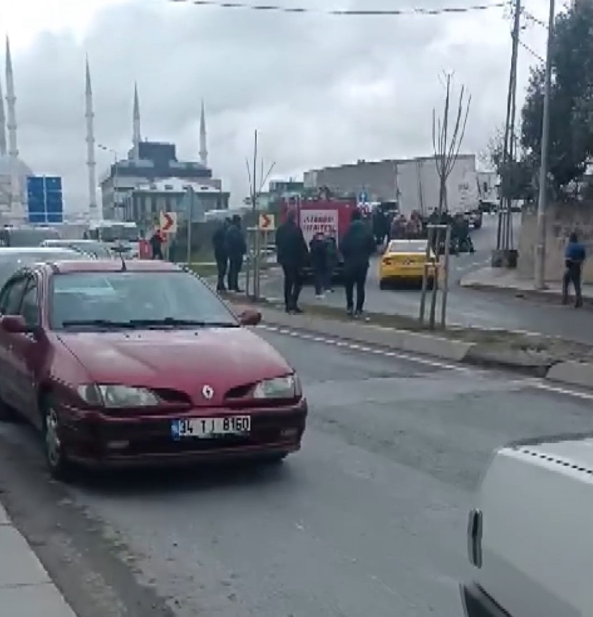 Arnavutköy\'de Motokurye Kaza Sonucu Hayatını Kaybetti