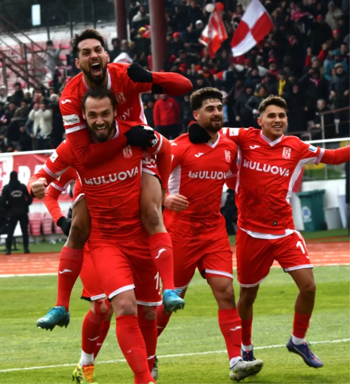 Balıkesirspor Liderliğini Pekiştirdi