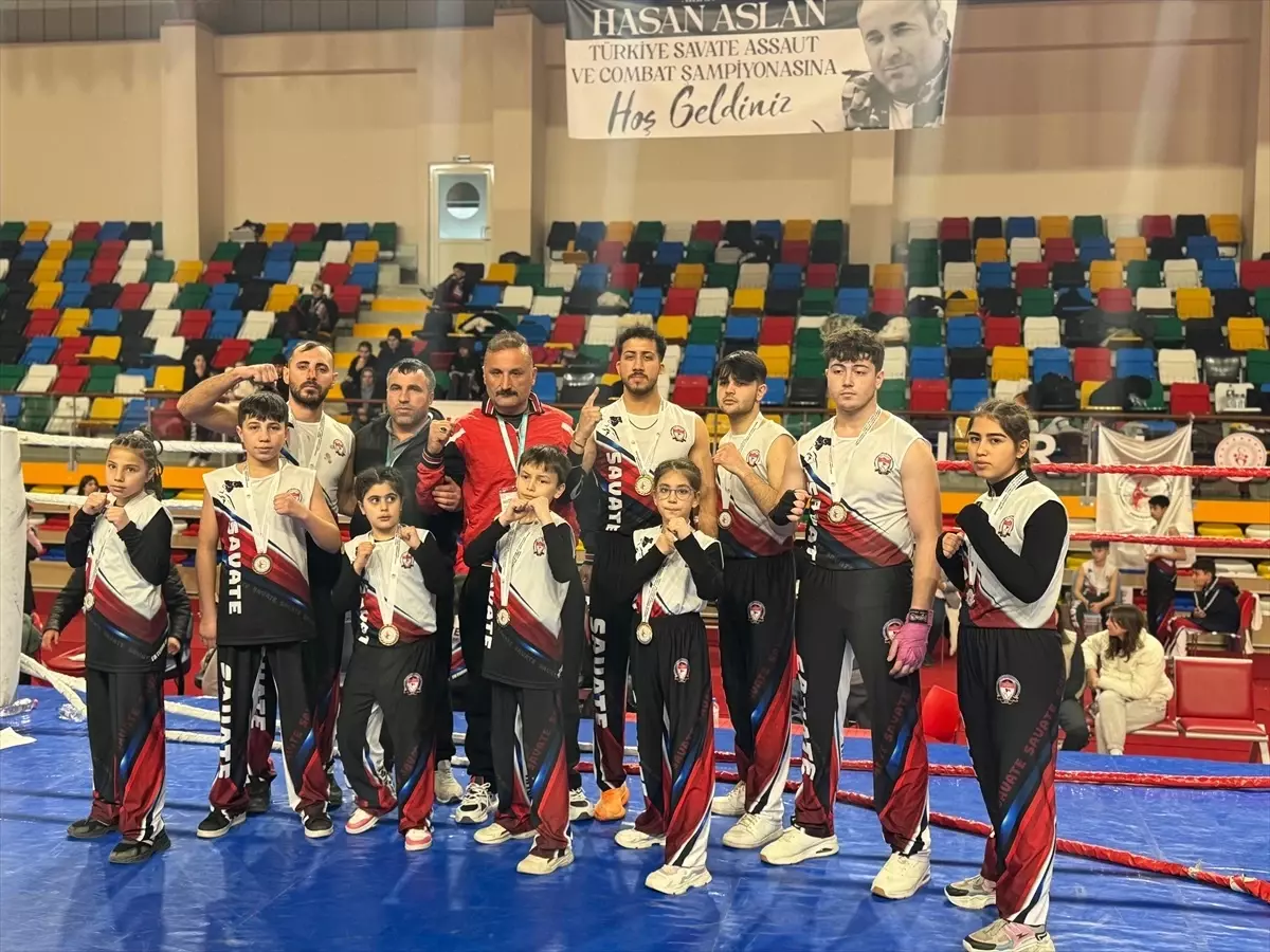 Çubuk Sporcuları Savate Şampiyonası\'ndan Madalyalarla Döndü