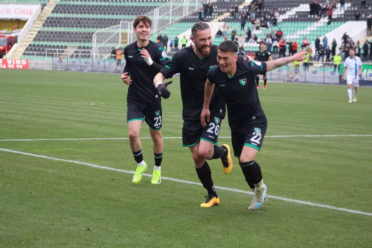 Denizlispor Amatörlükten Kurtuldu