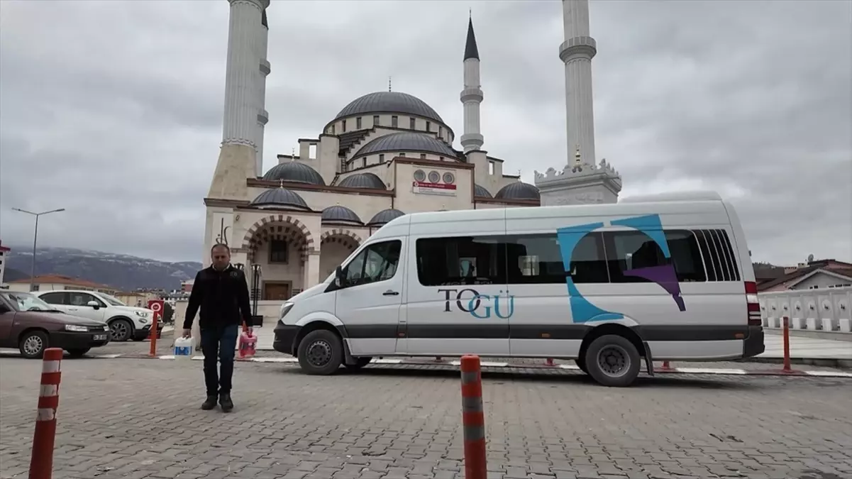 TOGÜ HİJYENLAB sıvı sabunları bölgedeki camilere ulaştırıldı