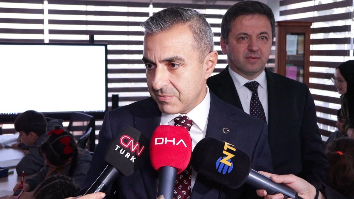 İstanbul\'da Dezavantajlı Mahallelere 158 Ödev Evi Açıldı