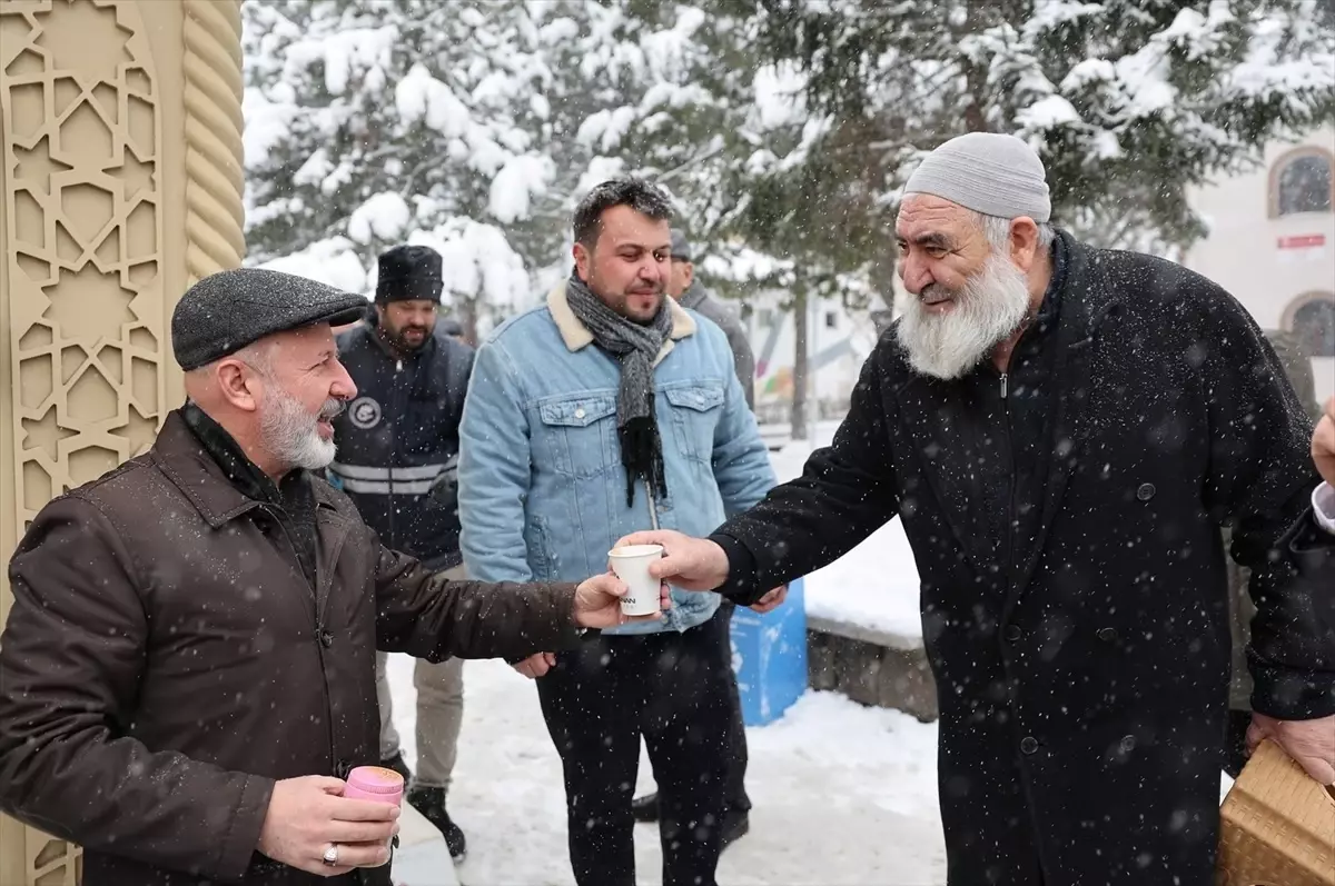 Salep İkramı Geleneği Devam Ediyor