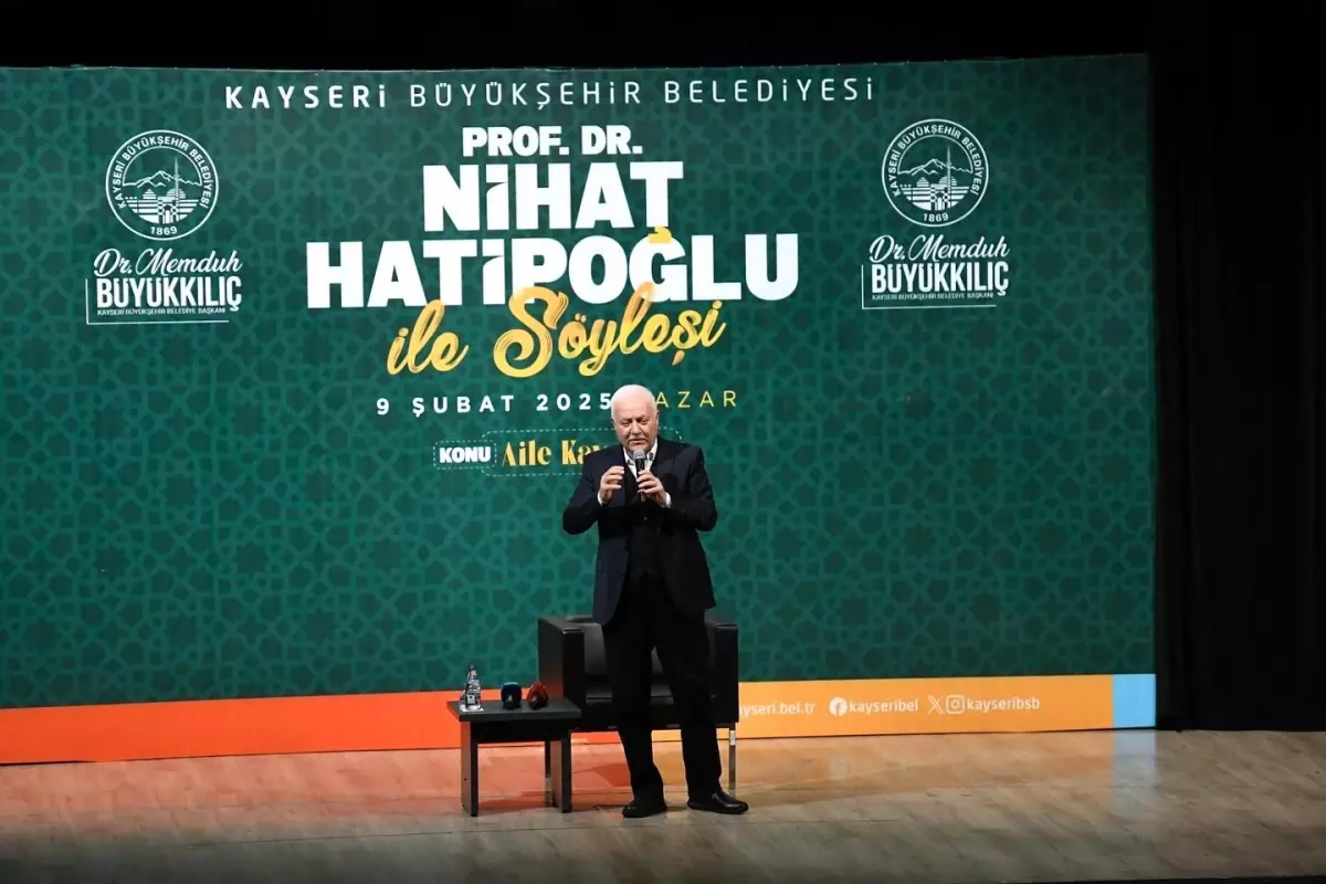 Prof. Dr. Hatipoğlu Kayserililere \'Aile Kavramı\'nı anlattı