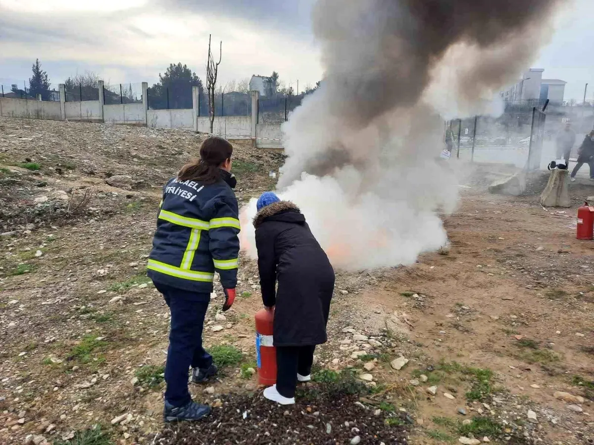 Kocaeli Şehir Hastanesi Personeline Acil Durum Eğitimi