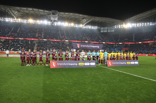 Trabzonspor, Eyüpspor'u sahasında 1-0 yendi