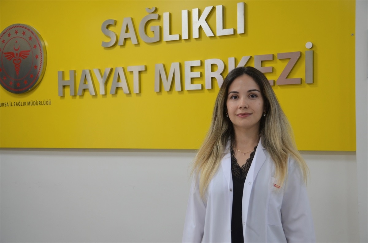 27 Yıllık Sigarayı Bıraktı, Arkadaşlarını da İkna Etti