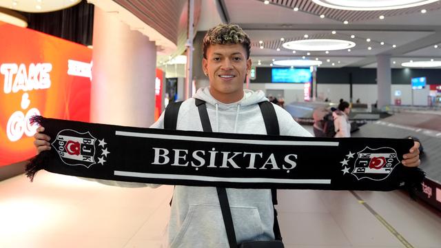 Beşiktaş'ın yeni transferi İstanbul Havalimanı'nda neye uğradığını şaşırdı