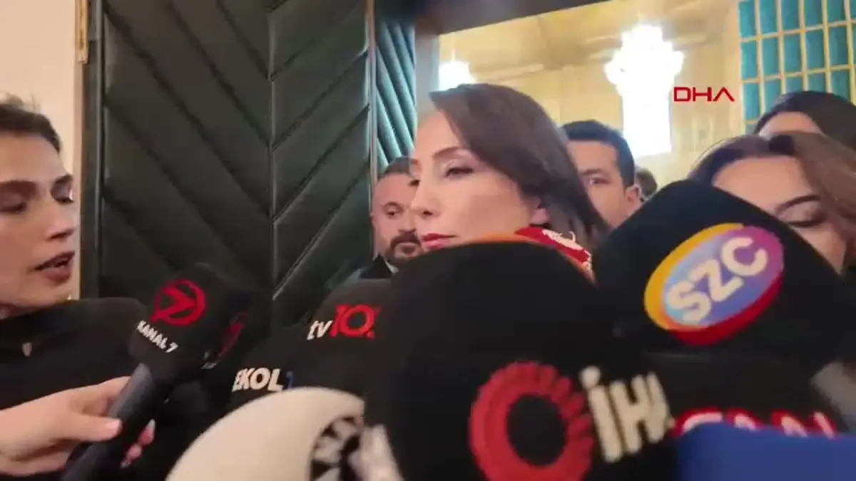 DEM Parti Eş Genel Başkanı Hatimoğulları\'ndan Öcalan\'ın Çağrısına Dair Açıklamalar