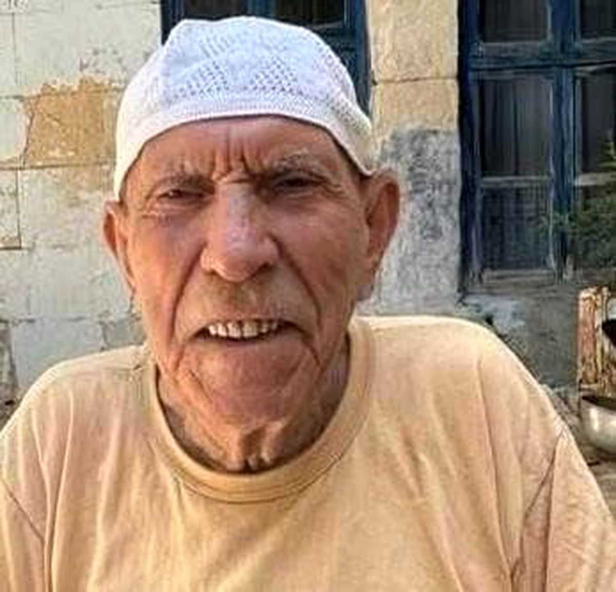 Kilis\'te Yangın: 96 Yaşındaki Adam Hayatını Kaybetti