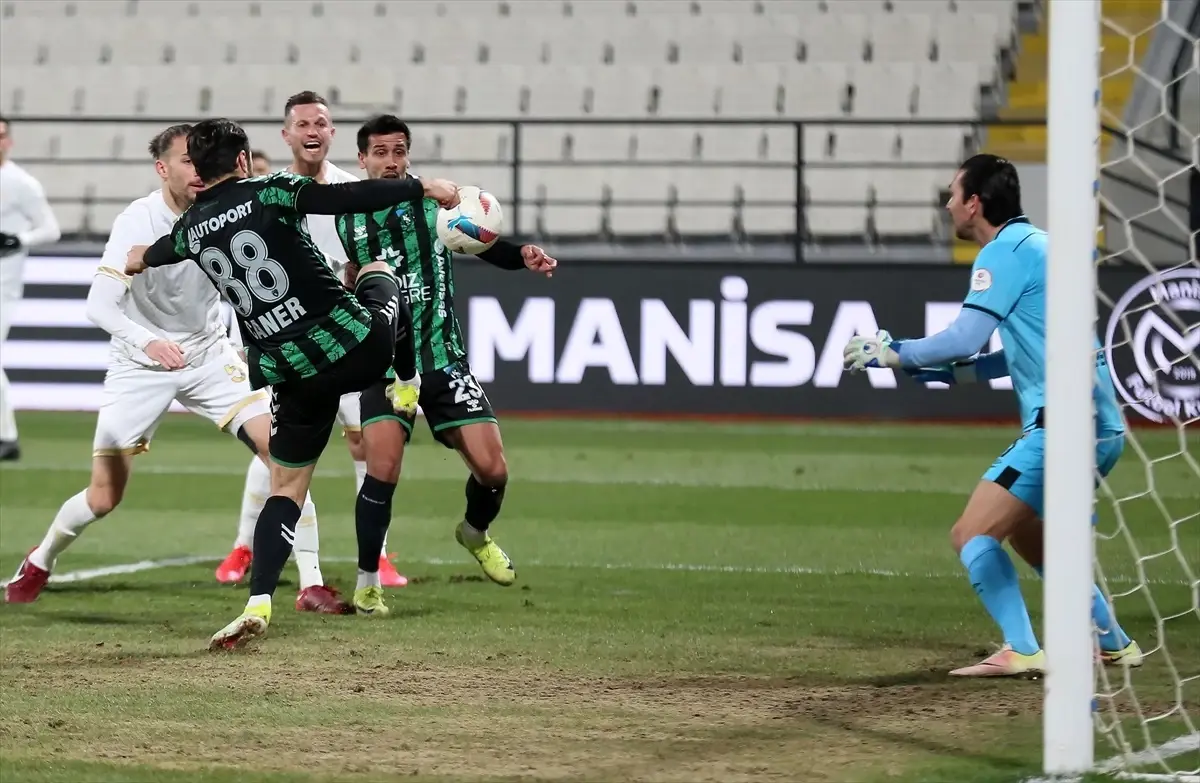 Manisa FK, Kocaelispor\'a Mağlup