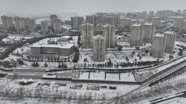 Meteoroloji saat verdi: İstanbul'da asıl kar yağışı 18.00'de başlayacak