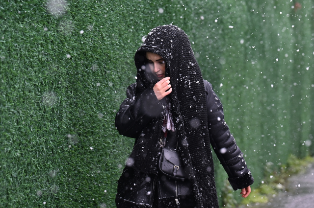 Meteoroloji saat verdi: İstanbul'da asıl kar yağışı 18.00'de başlayacak