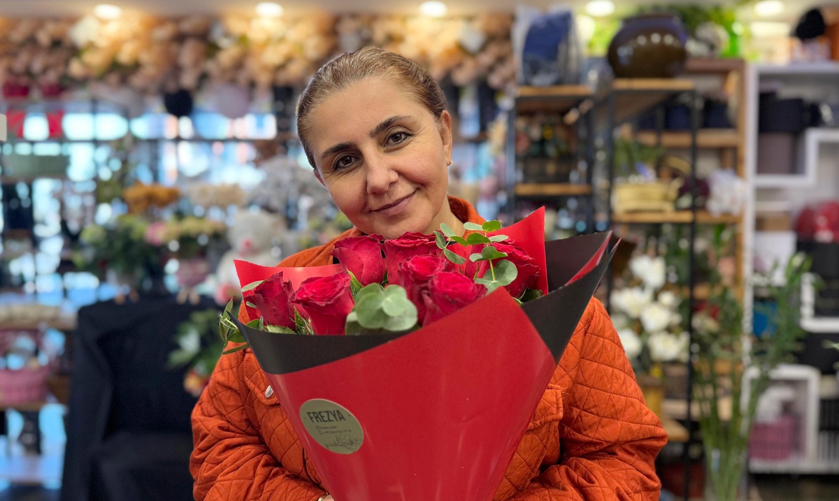 Sevgililer Günü\'nde Kırmızı Gül Fiyatları 150-250 TL Arasında